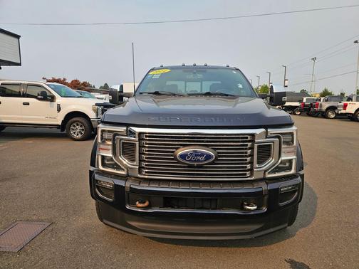 2022 Ford F-450 Platinum