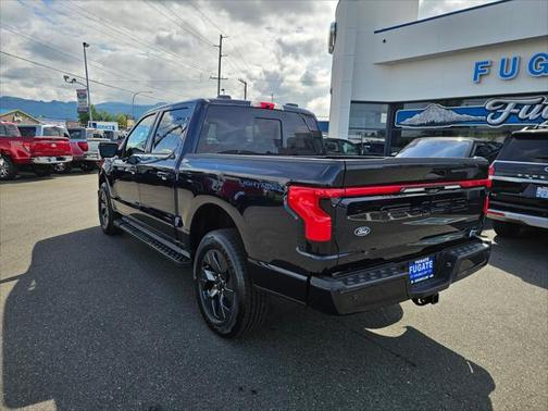 2025 Ford F-150 Lightning LARIAT