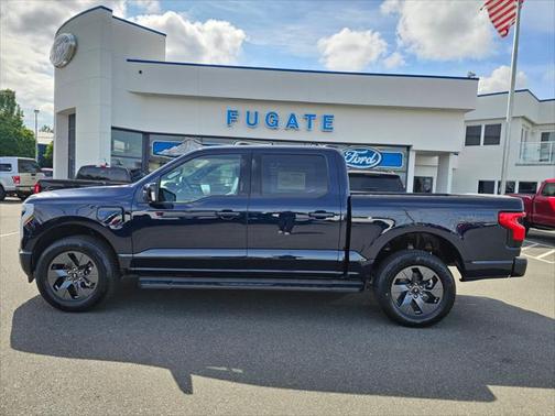 2025 Ford F-150 Lightning LARIAT