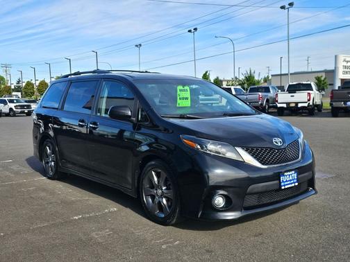 Attitude Black 2015 Toyota Sienna SE