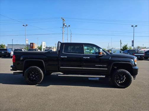 2016 GMC Sierra 2500 Denali