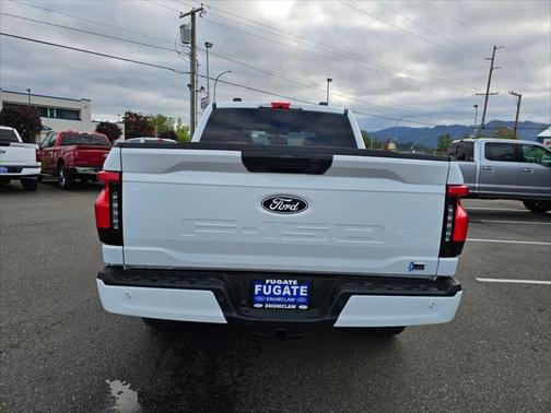 2025 Ford F-150 Lightning Flash