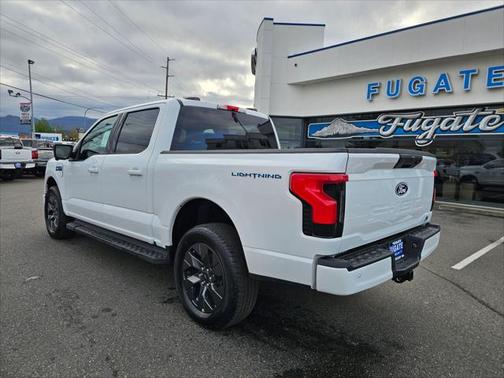 2025 Ford F-150 Lightning Flash
