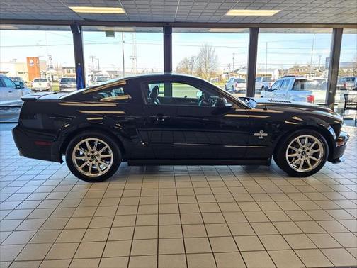 2009 Ford Shelby GT500 Base