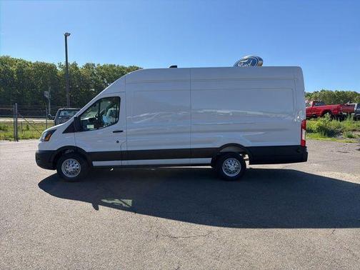 Oxford White 2026 Ford Transit-350 Base