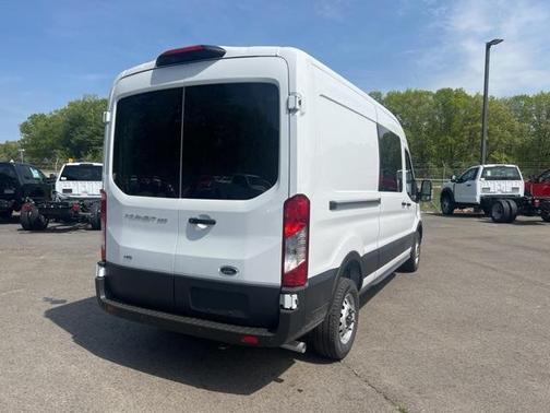 2025 Ford Transit-250 148 WB Medium Roof Cargo
