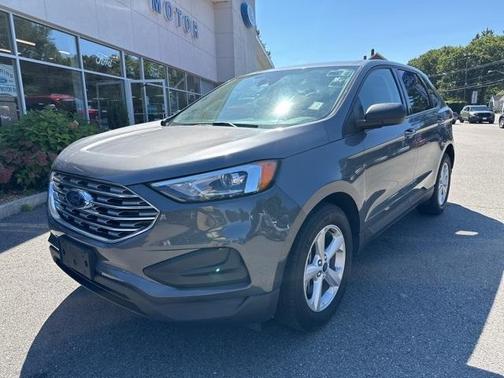 2021 Ford Edge SE