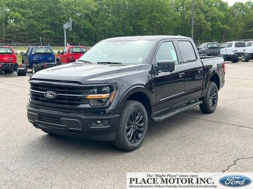 Agate Black Metallic 2026 Ford F-150 XLT