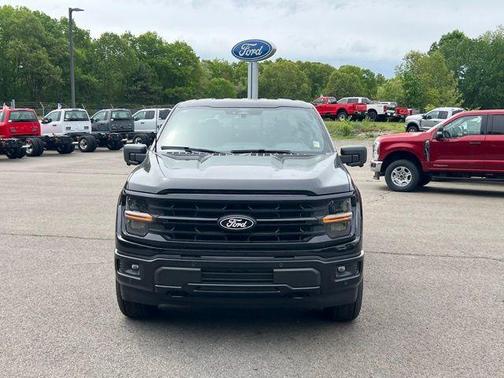 Agate Black Metallic 2026 Ford F-150 XLT