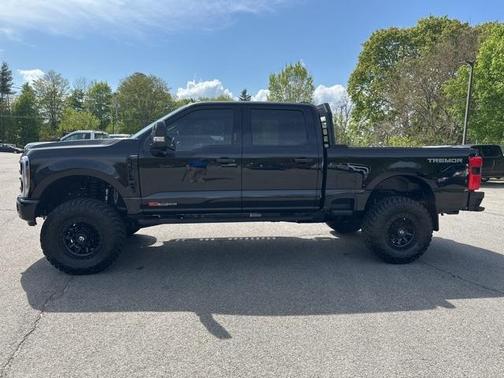 2024 Ford F-350 Lariat Super Duty