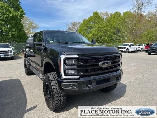 2024 Ford F-350 Lariat Super Duty
