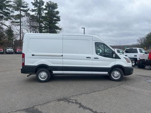 2025 Ford Transit-250 148 WB Medium Roof Cargo