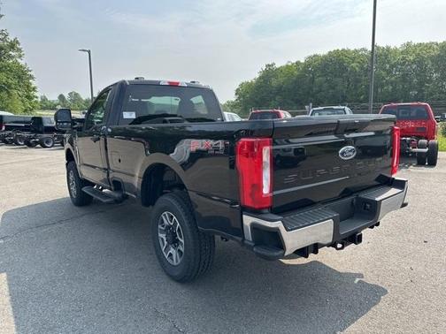 2025 Ford F-350 XLT