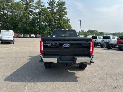 2025 Ford F-350 XLT