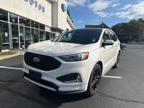 2022 Ford Edge ST Line