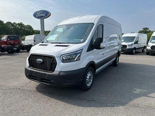 2025 Ford Transit-250 148 WB Medium Roof Cargo