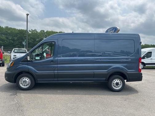 2025 Ford Transit-250 148 WB Medium Roof Cargo