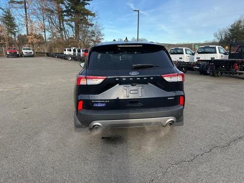 2021 Ford Escape Titanium Hybrid