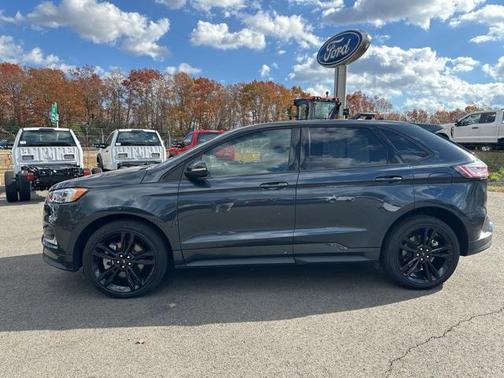 2024 Ford Edge ST