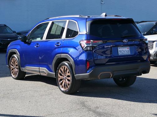 2025 Subaru Forester Sport