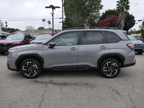 2025 Subaru Forester Limited Hybrid
