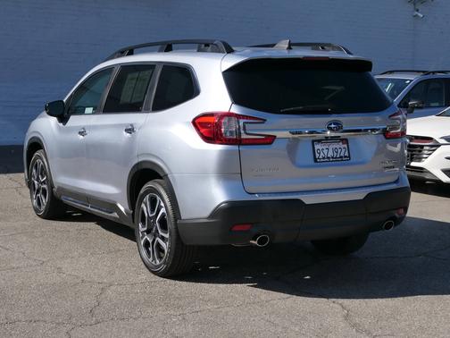 2025 Subaru Ascent Touring 7-Passenger