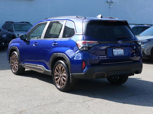 2025 Subaru Forester Sport