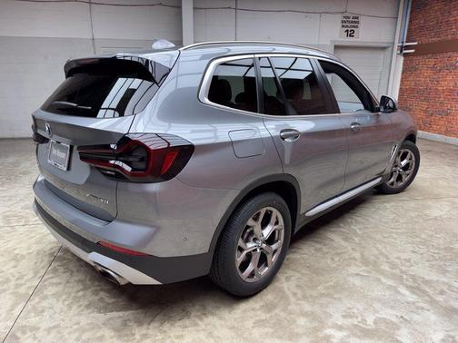 Gray Metallic 2024 BMW X3 xDrive30i