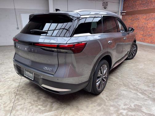 Graphite Shadow 2026 INFINITI QX60 Luxe