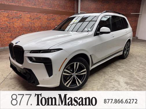 Mineral White Metallic 2027 BMW X7 xDrive40i
