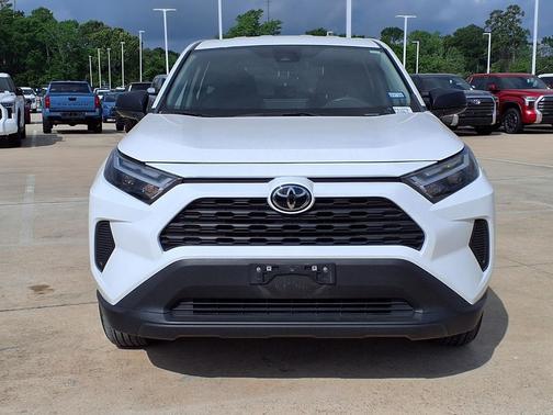 Ice Cap 2023 Toyota RAV4 LE
