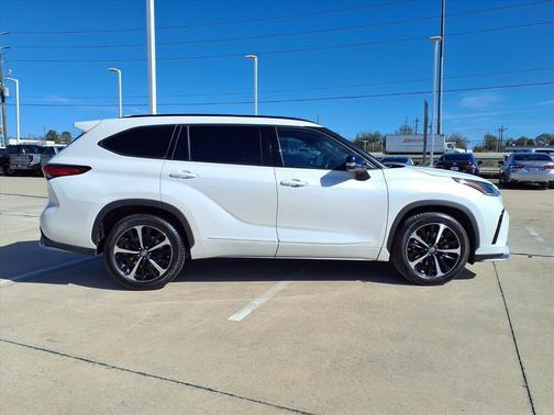 2021 Toyota Highlander XSE