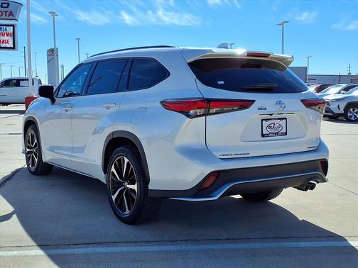 2021 Toyota Highlander XSE
