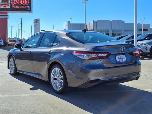 2018 Toyota Camry XLE