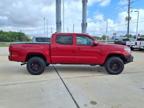 Barcelona Red Metallic 2020 Toyota Tacoma SR