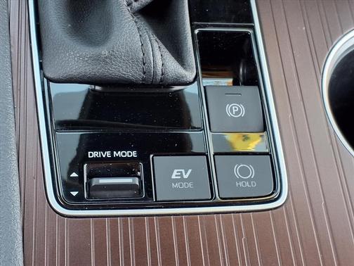2023 Toyota Sienna XLE 8 Passenger