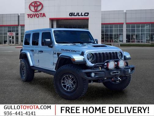 Silver Zynith Clearcoat 2023 Jeep Wrangler Rubicon 392