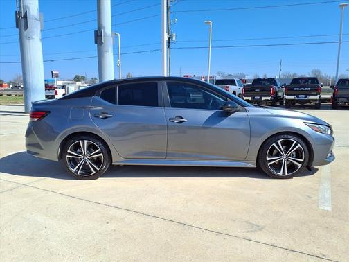 2020 Nissan Sentra SR