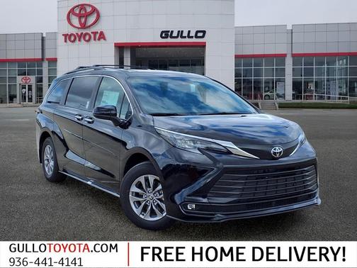 Black 2026 Toyota Sienna XLE