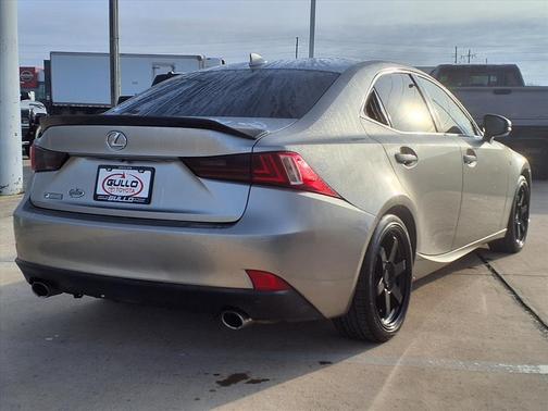 2016 Lexus IS 200t Base
