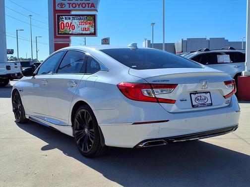 2018 Honda Accord Touring 2.0T