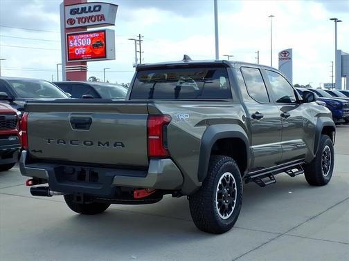 2025 Toyota Tacoma TRD Off Road