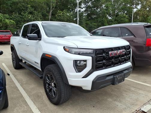 Summit White 2024 GMC Canyon Elevation