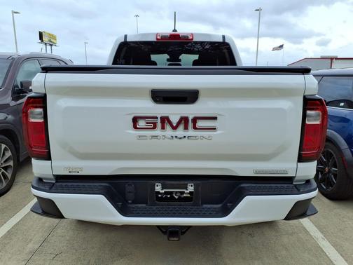 Summit White 2024 GMC Canyon Elevation