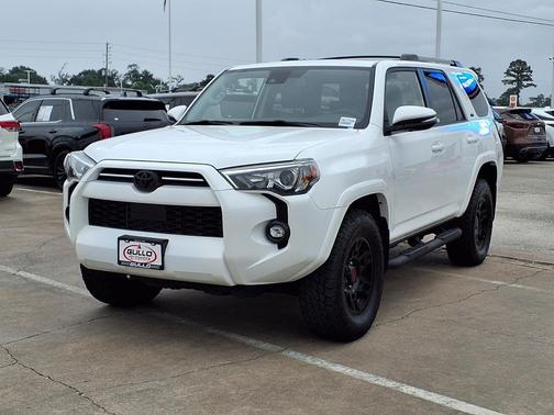 Ice Cap 2023 Toyota 4Runner SR5 Premium
