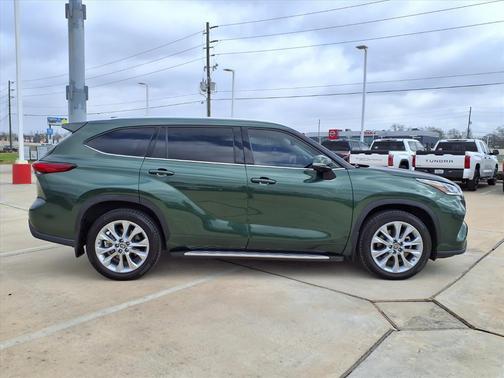 2023 Toyota Highlander Limited