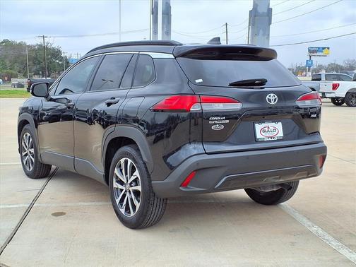 2025 Toyota Corolla Cross XLE