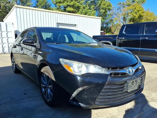 2016 Toyota Camry Hybrid XLE