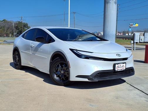 2023 Toyota Prius LE
