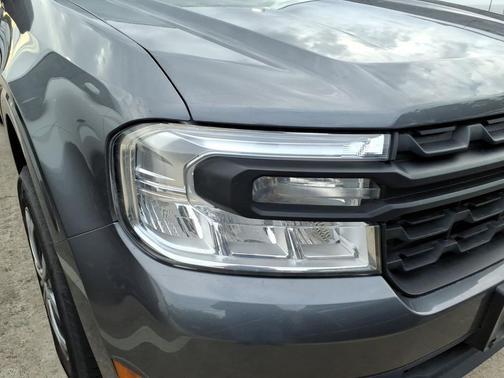 Carbonized Gray Metallic 2023 Ford Maverick XL